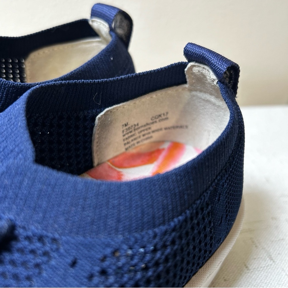 Born "Sunburst" Handcrafted Sneakers Shoes Size 7M Navy/White Women - Picture 2 of 7